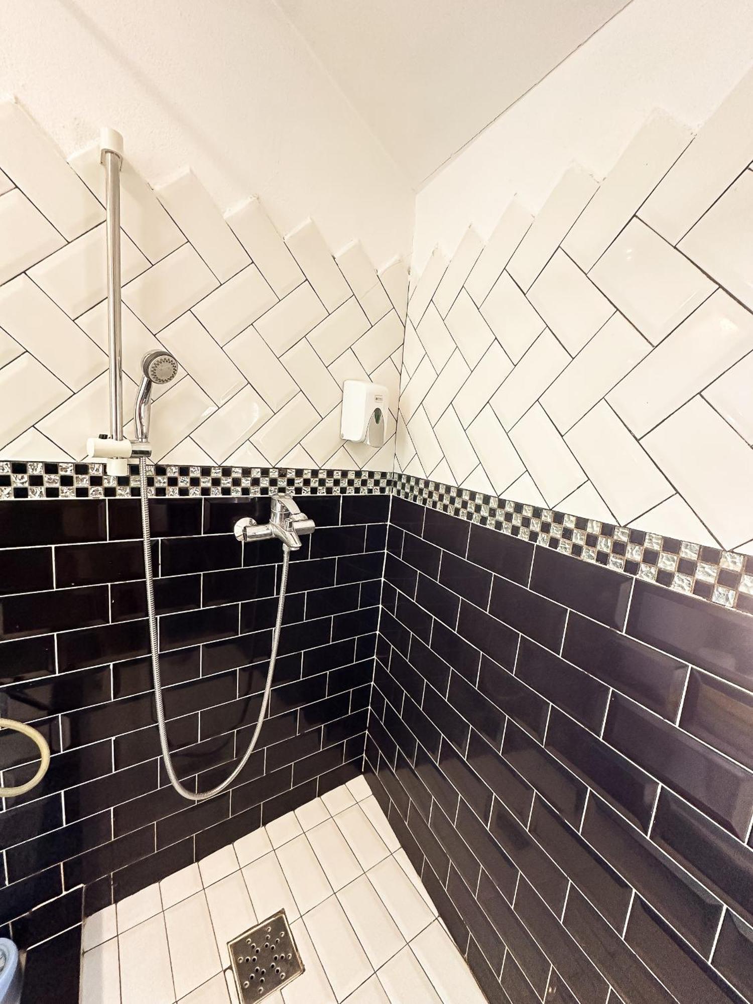 The Vintage - Wonderful Apartment In Best Location Craiova Ngoại thất bức ảnh