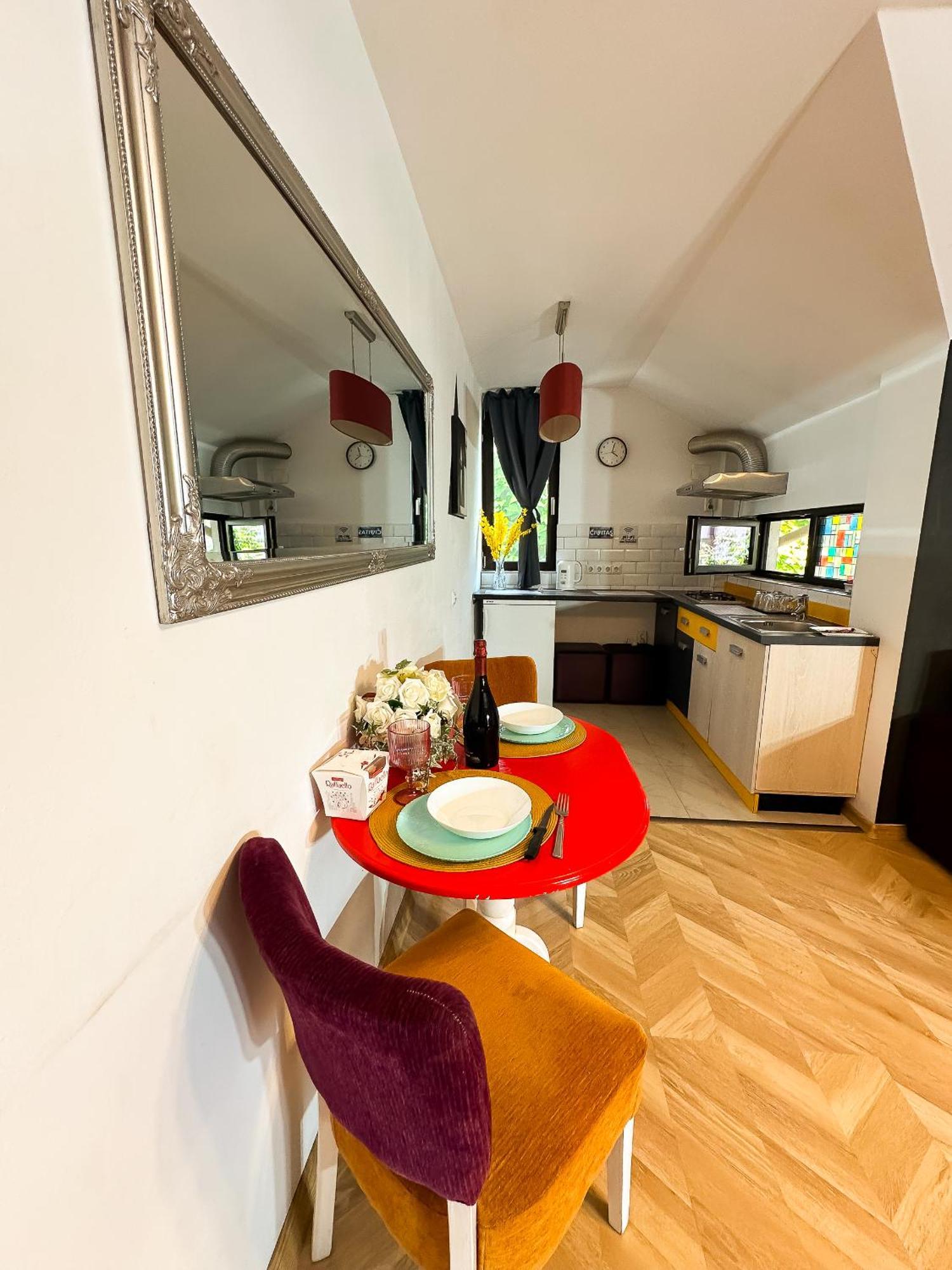 The Vintage - Wonderful Apartment In Best Location Craiova Ngoại thất bức ảnh